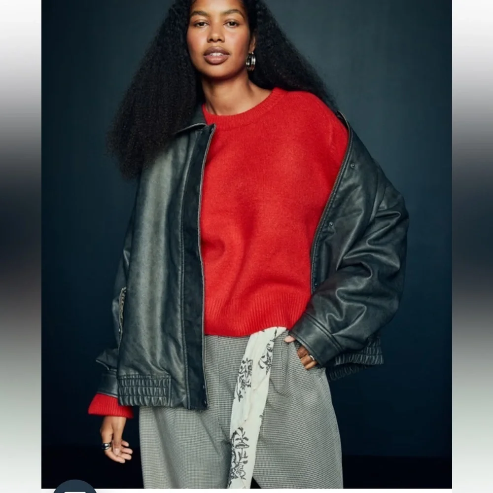 Abercrombie & Fitch The A&F Madeline Crew Sweater Women's XS Red Oversized